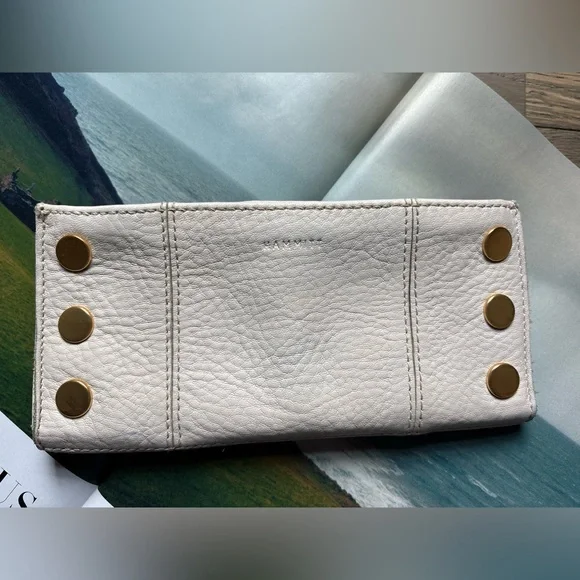 Hammitt 110 North Pebble Leather Wallet In Calla Lilly White/Brushed Gold - Picture 2 of 15
